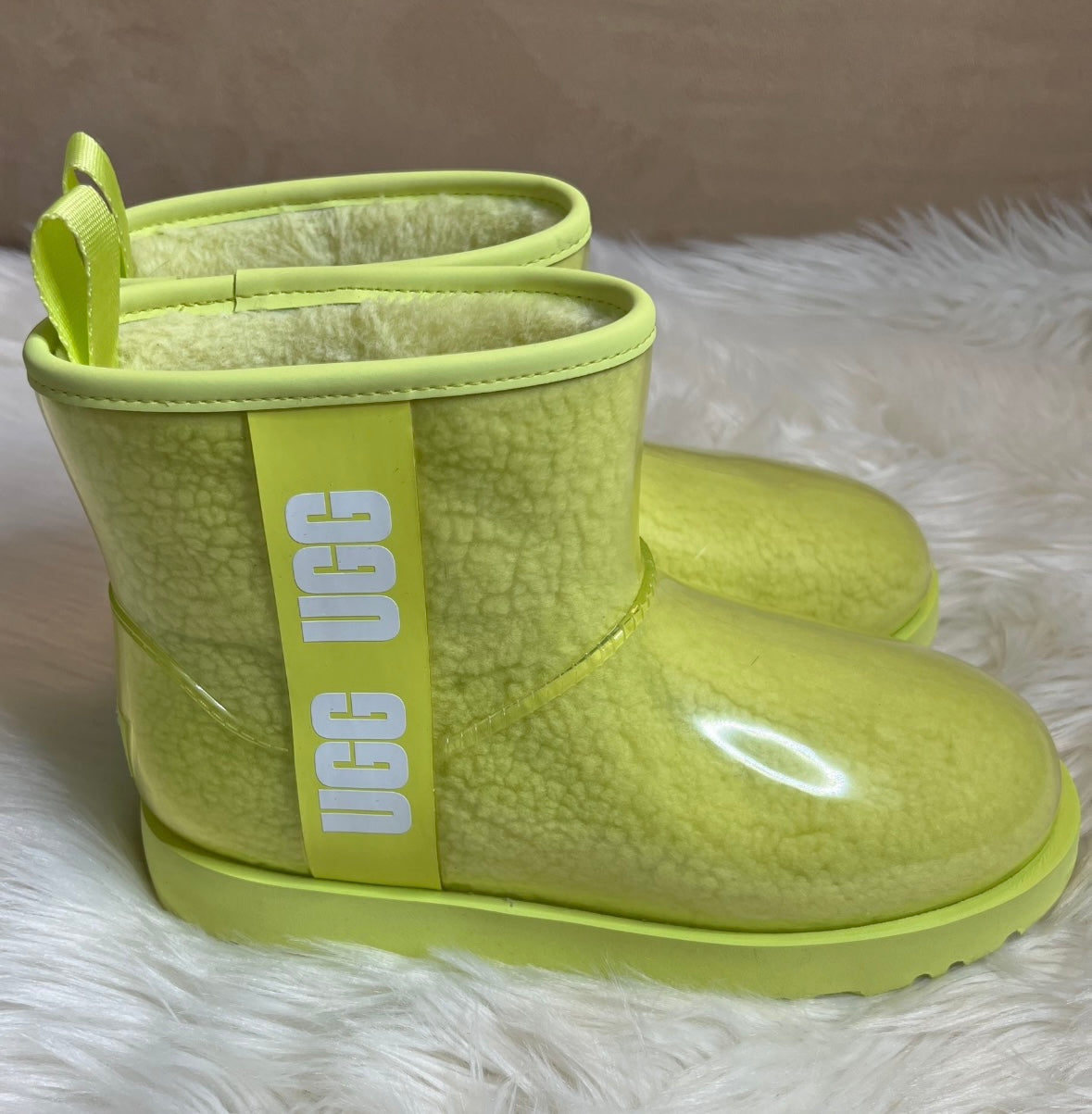 Size 7 woman Ugg boots