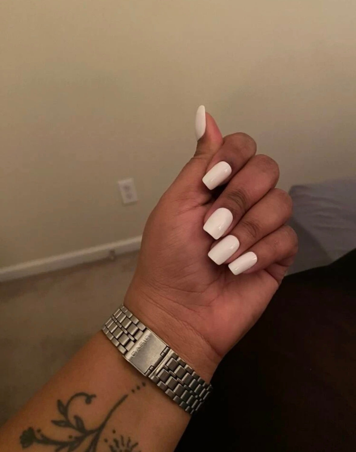 “Classic” press on nails