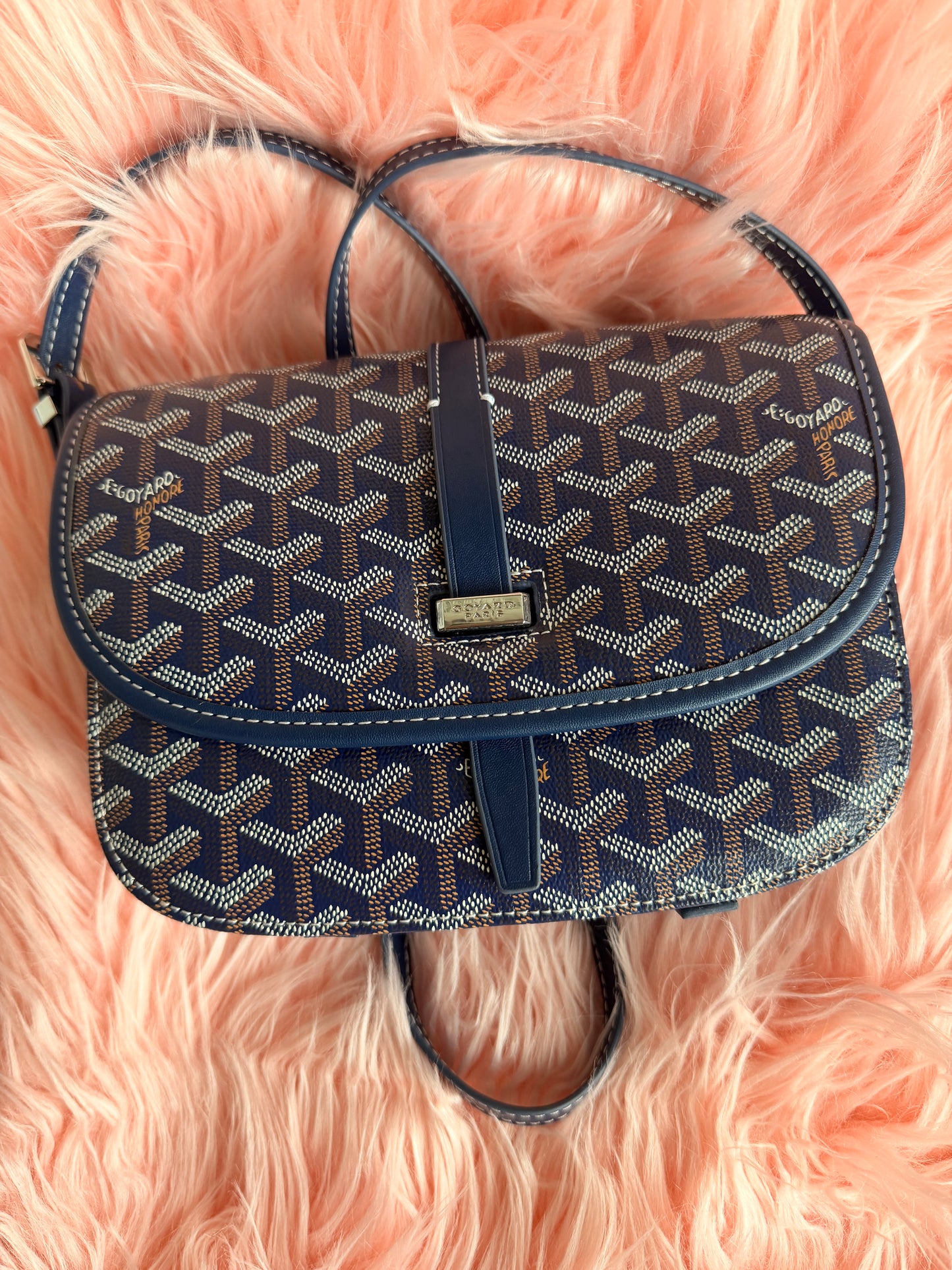 Goyard shoulder bag