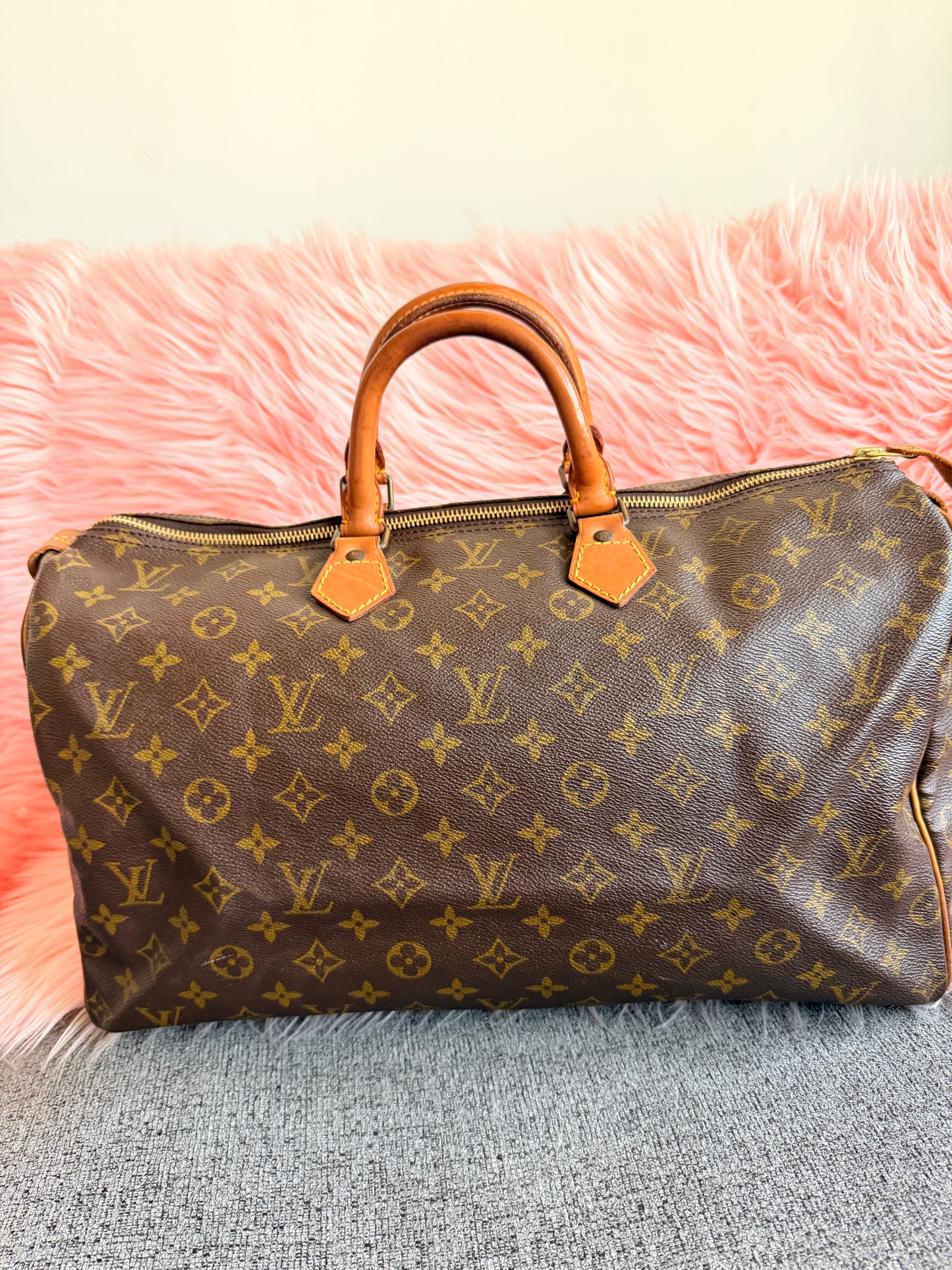 Louis Vuitton speedy 40