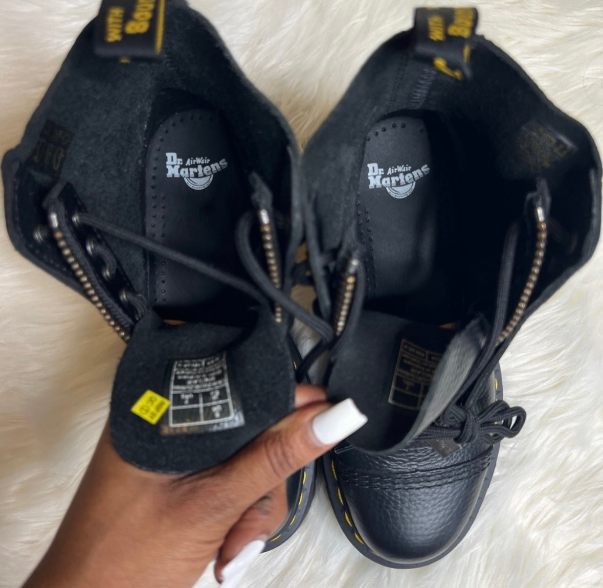Women Dr. Martens Sinclair platform boots - black