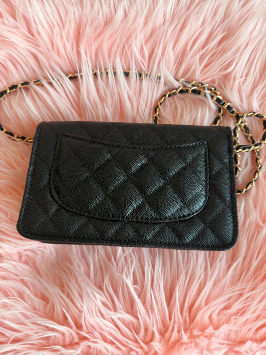 Chanel mini with chain