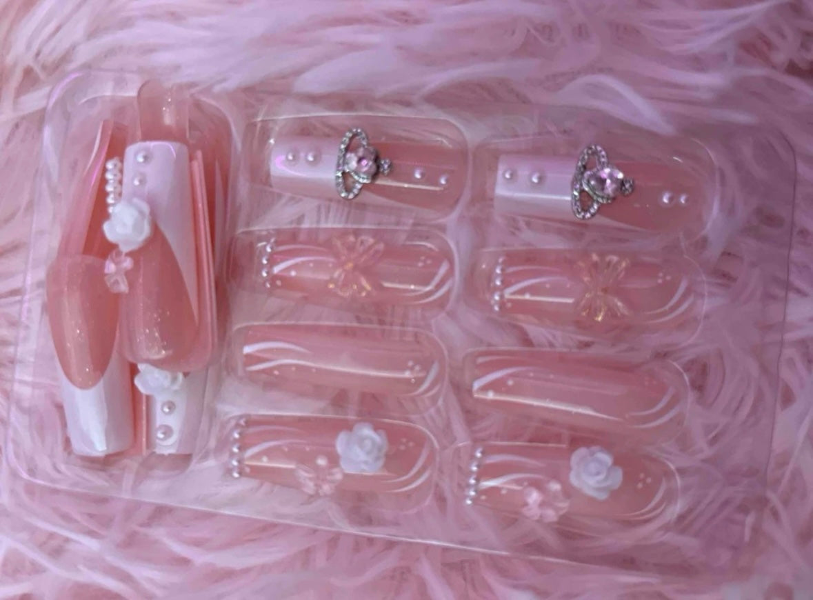 “Bday” press on nails