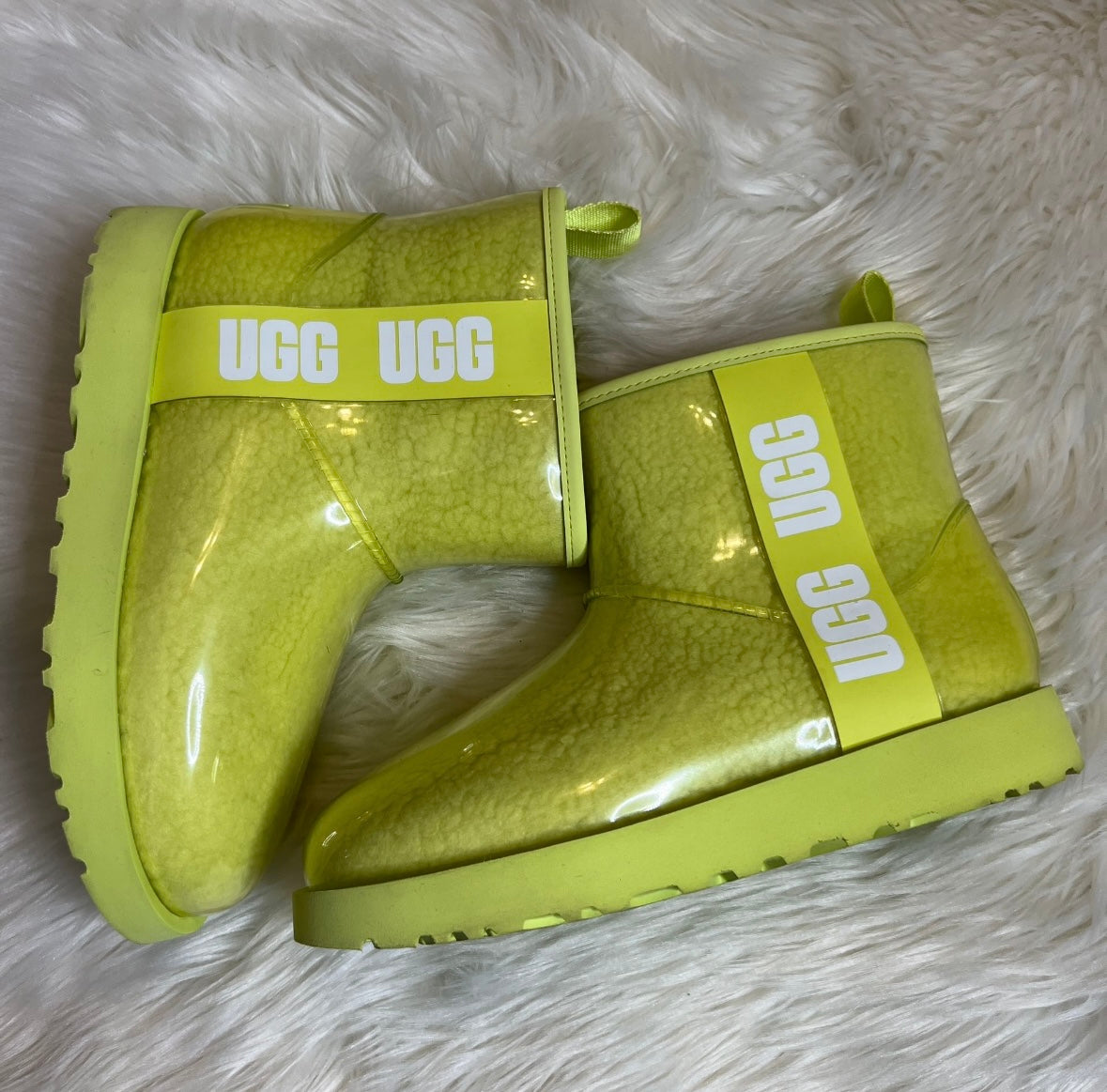 Size 7 woman Ugg boots