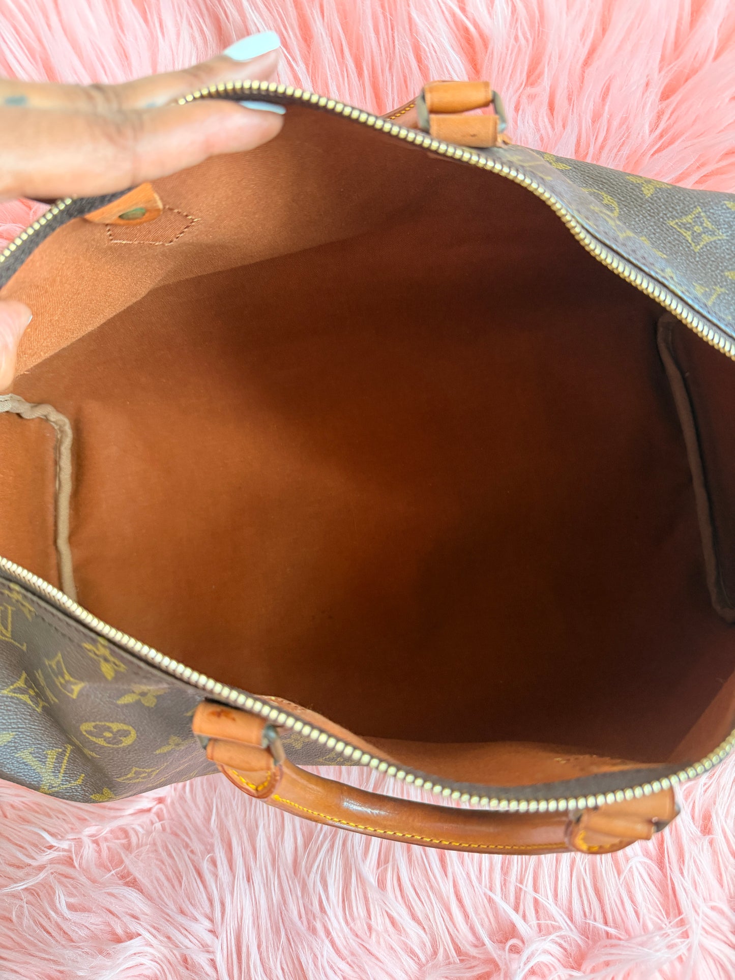 Louis Vuitton speedy 40