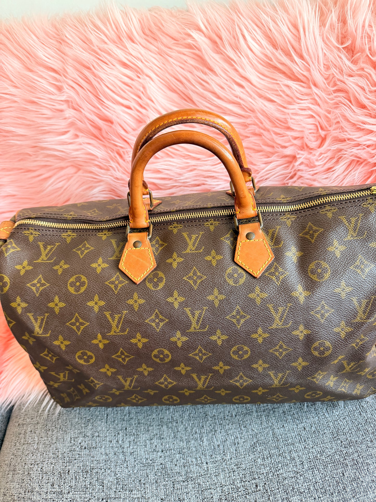 Louis Vuitton speedy 40