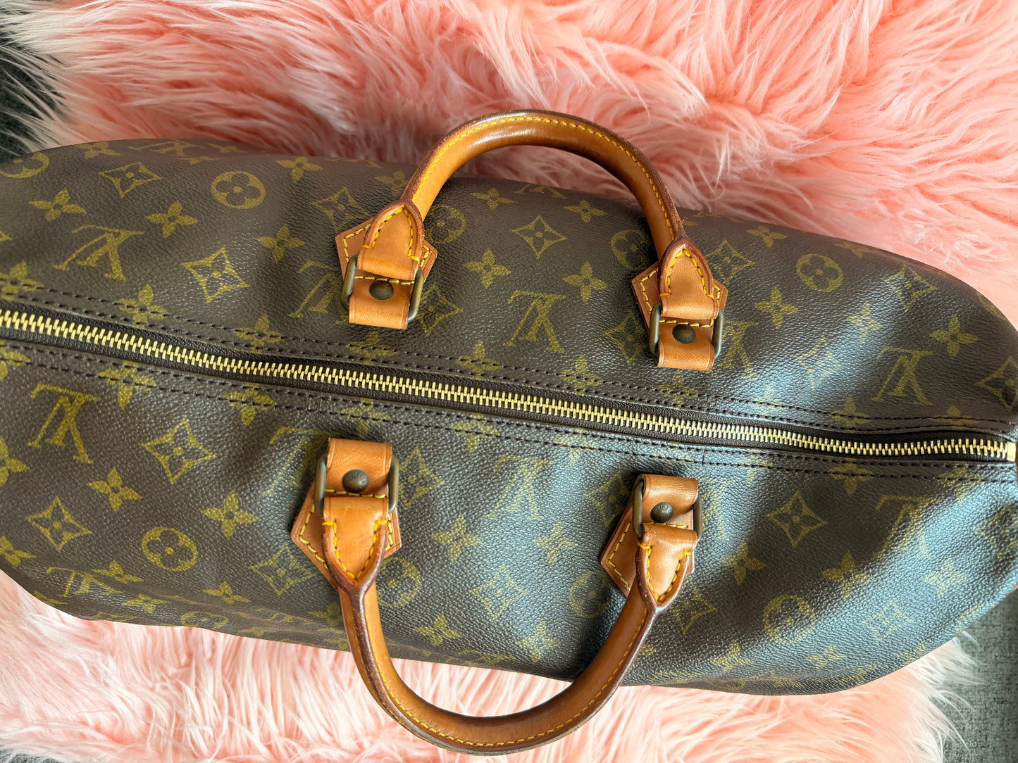 Louis Vuitton speedy 40